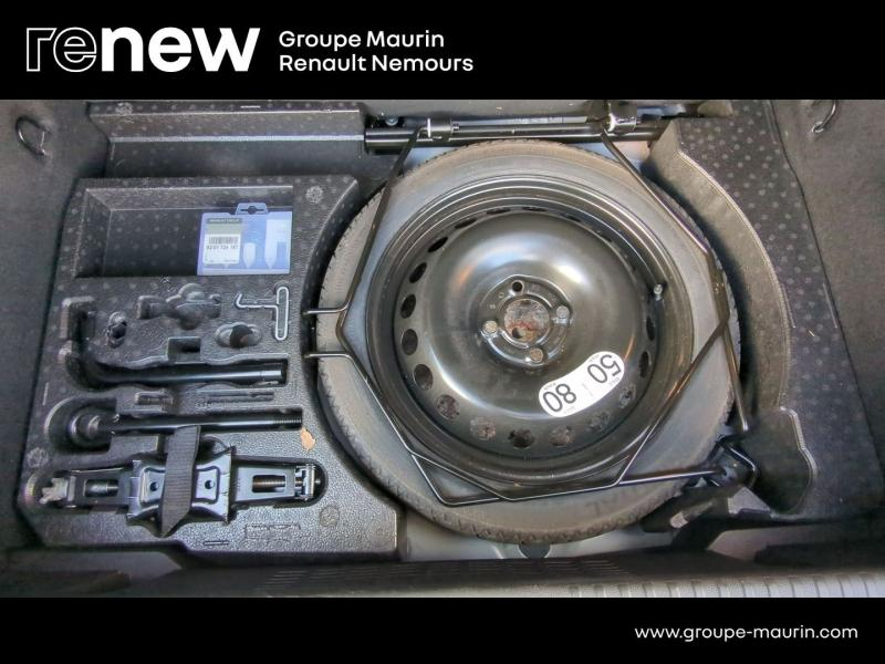 Photo 11 de l’annonce de RENAULT Clio d’occasion à vendre à SAINT PIERRE LES NEMOURS