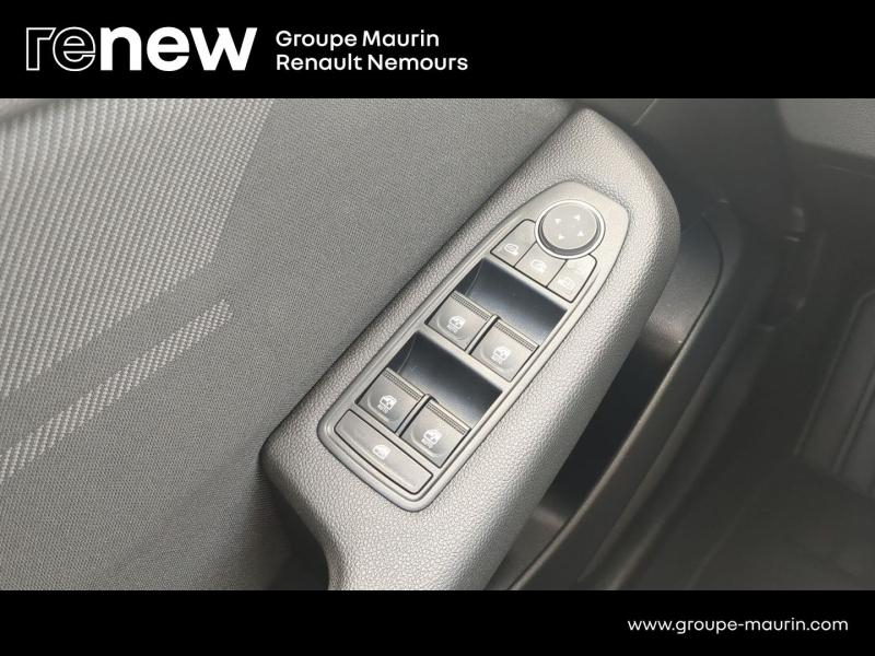 Photo 18 de l’annonce de RENAULT Clio d’occasion à vendre à SAINT PIERRE LES NEMOURS