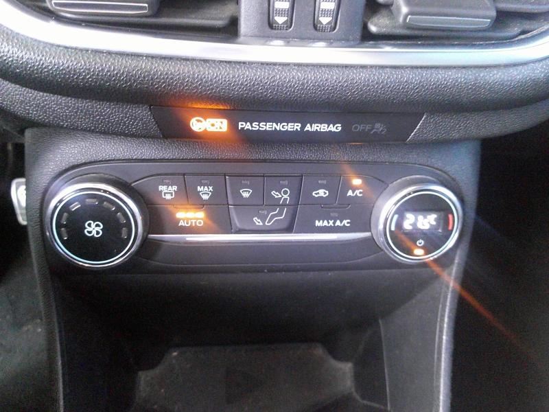 Photo 14 de l’annonce de FORD Fiesta d’occasion à vendre à PERPIGNAN