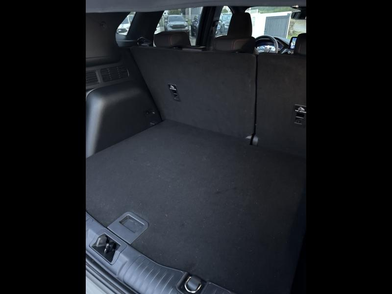 Photo 10 de l’annonce de FORD Kuga d’occasion à vendre à TOULON