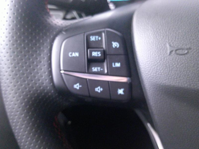 Photo 13 de l’annonce de FORD Fiesta d’occasion à vendre à PERPIGNAN