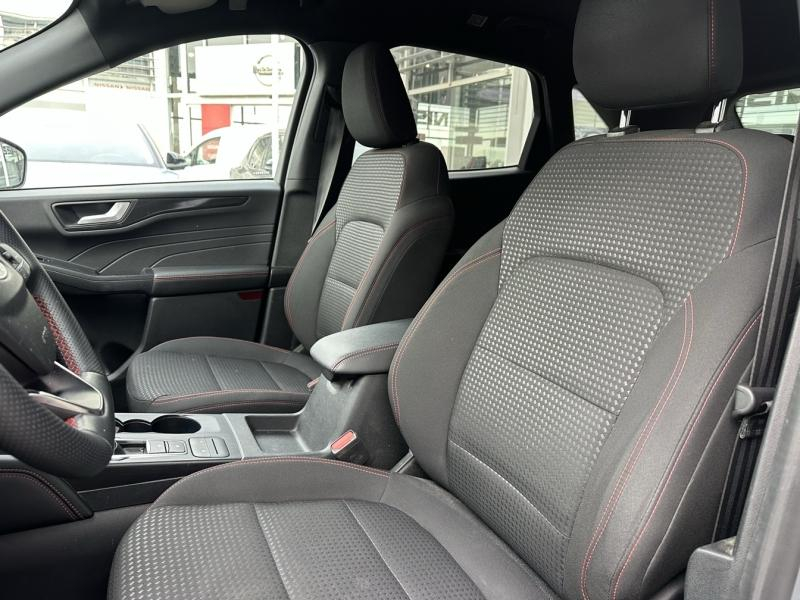 Photo 8 de l’annonce de FORD Kuga d’occasion à vendre à NARBONNE