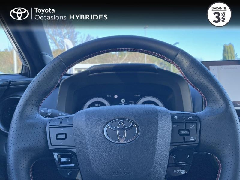 Photo 13 de l’annonce de TOYOTA C-HR d’occasion à vendre à MONTFAVET