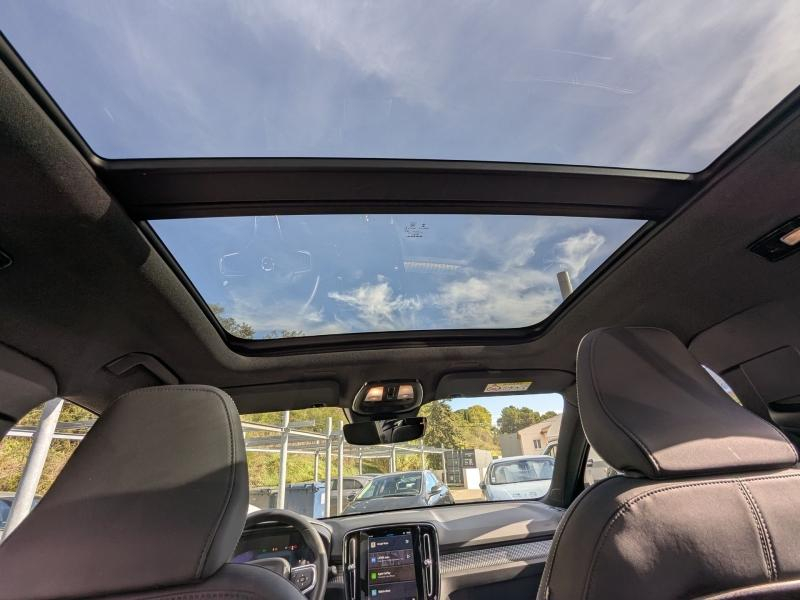 Photo 17 de l’annonce de VOLVO XC40 d’occasion à vendre à AIX-EN-PROVENCE