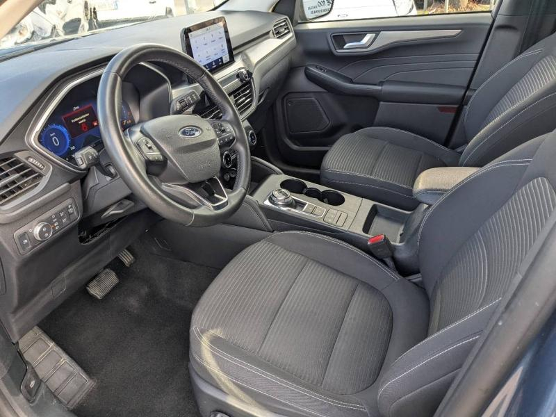 Photo 8 de l’annonce de FORD Kuga d’occasion à vendre à MARSEILLE