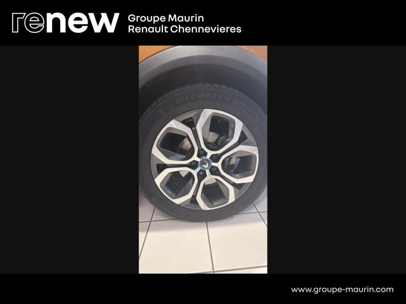 Photo 18 de l’annonce de RENAULT Captur d’occasion à vendre à CHENNEVIÈRES-SUR-MARNE