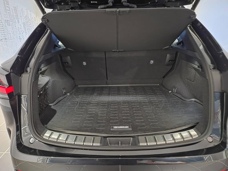 Photo 18 de l’annonce de LEXUS NX d’occasion à vendre à AUBIÈRE