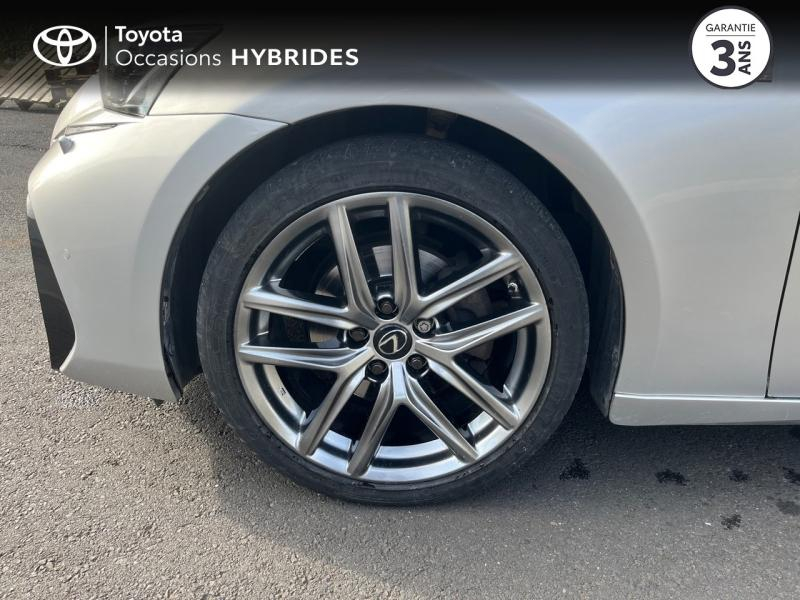 Photo 16 de l’annonce de LEXUS IS d’occasion à vendre à LATTES