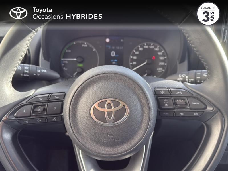 Photo 13 de l’annonce de TOYOTA Yaris d’occasion à vendre à NÎMES