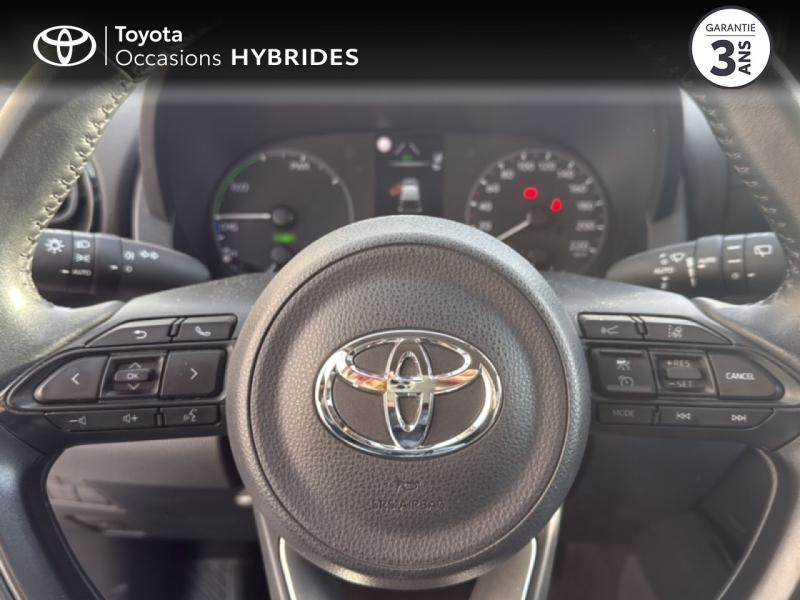 Photo 13 de l’annonce de TOYOTA Yaris d’occasion à vendre à NÎMES