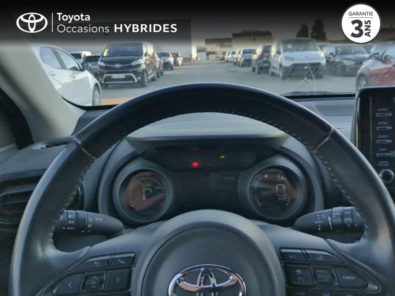 Photo 13 de l’annonce de TOYOTA Yaris d’occasion à vendre à NÎMES