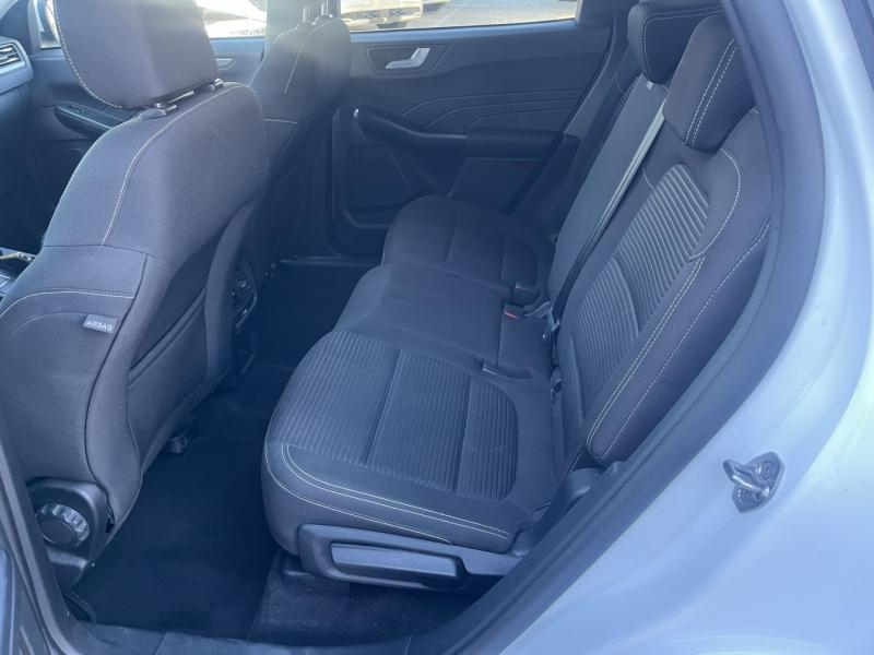 Photo 12 de l’annonce de FORD Kuga d’occasion à vendre à BRIGNOLES