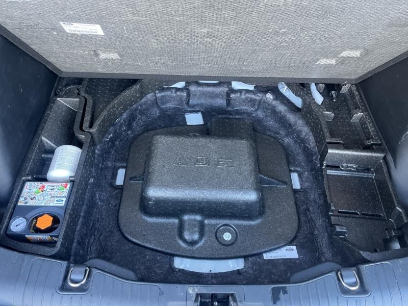 Photo 17 de l’annonce de FORD Kuga d’occasion à vendre à BRIGNOLES