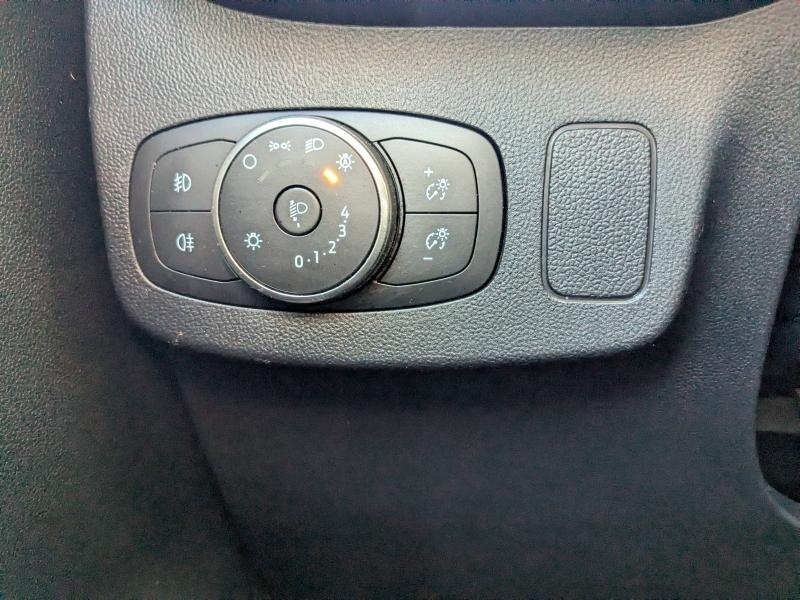 Photo 15 de l’annonce de FORD Puma d’occasion à vendre à DRAGUIGNAN