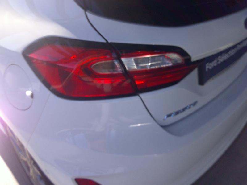 Photo 4 de l’annonce de FORD Fiesta d’occasion à vendre à PERPIGNAN