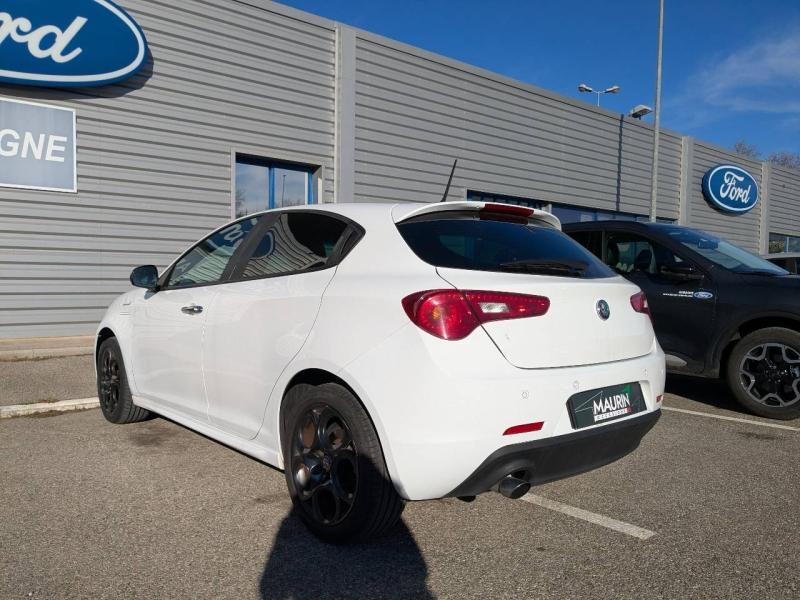 Photo 6 de l’annonce de ALFA ROMEO Giulietta d’occasion à vendre à AUBAGNE