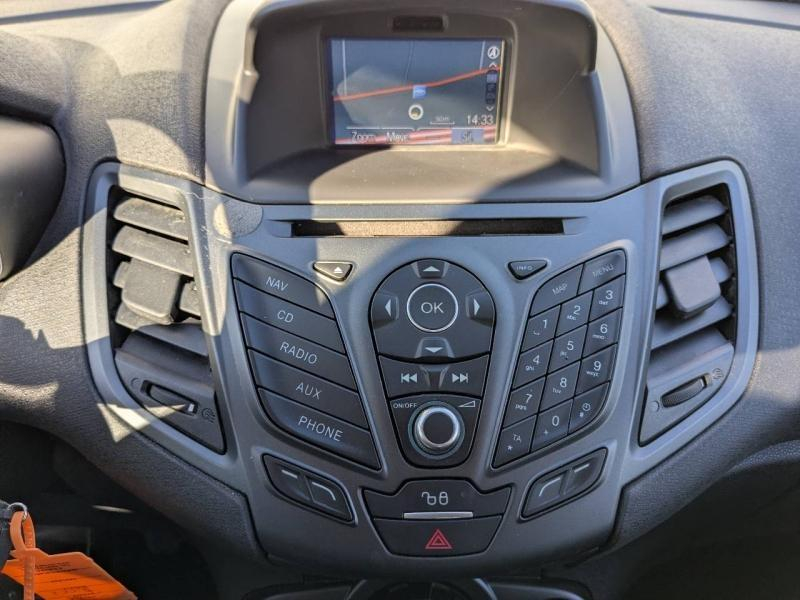 Photo 9 de l’annonce de FORD Fiesta d’occasion à vendre à AUBAGNE