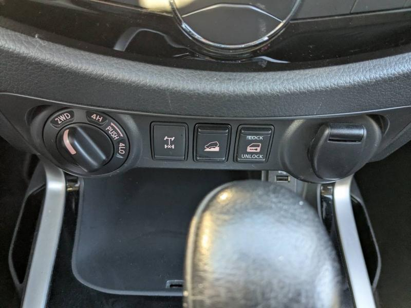 Photo 13 de l’annonce de RENAULT Alaskan VUL d’occasion à vendre à AUBAGNE