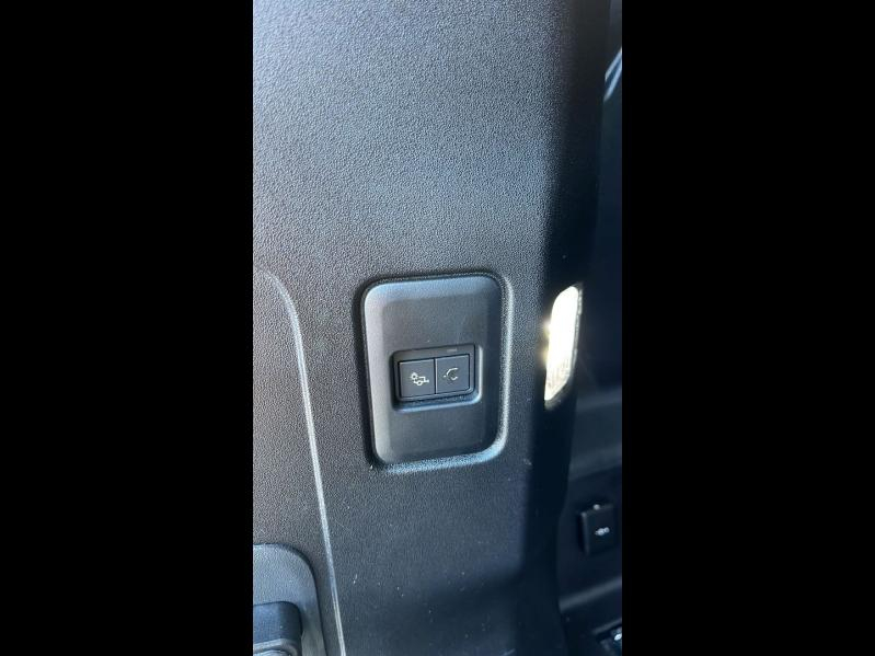 Photo 10 de l’annonce de LAND-ROVER Defender d’occasion à vendre à Marseille