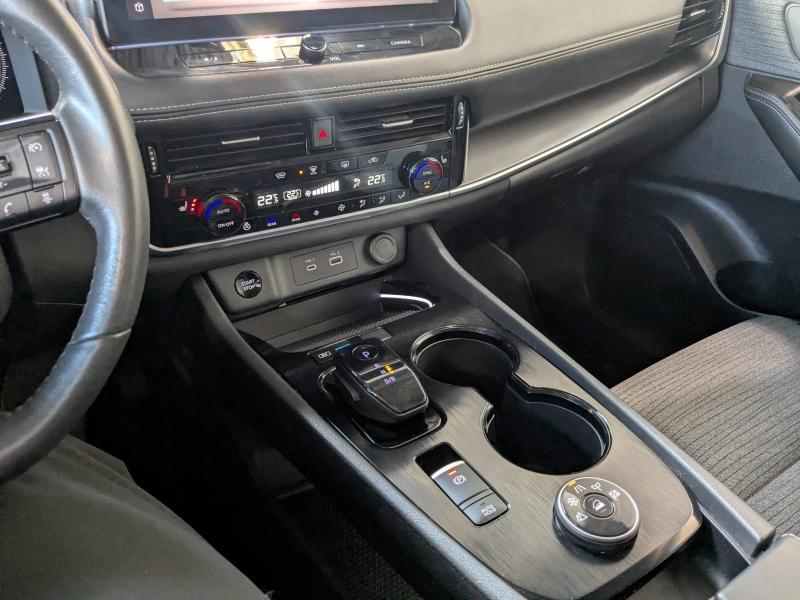 Photo 16 de l’annonce de NISSAN X-Trail d’occasion à vendre à THONON