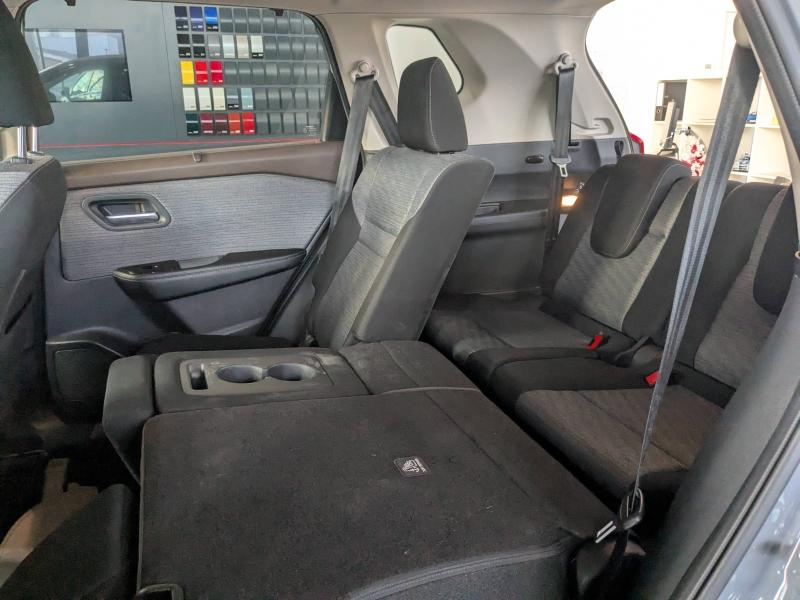 Photo 19 de l’annonce de NISSAN X-Trail d’occasion à vendre à THONON