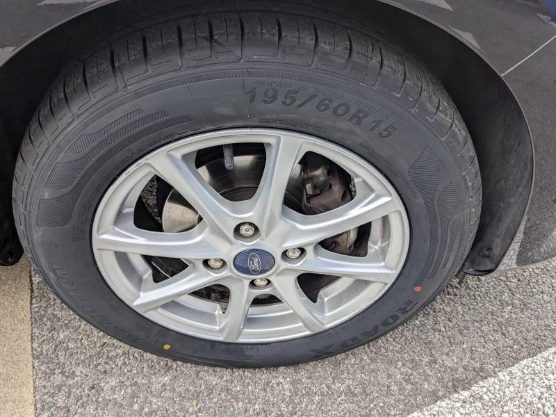 Photo 20 de l’annonce de FORD Fiesta d’occasion à vendre à LA VALETTE