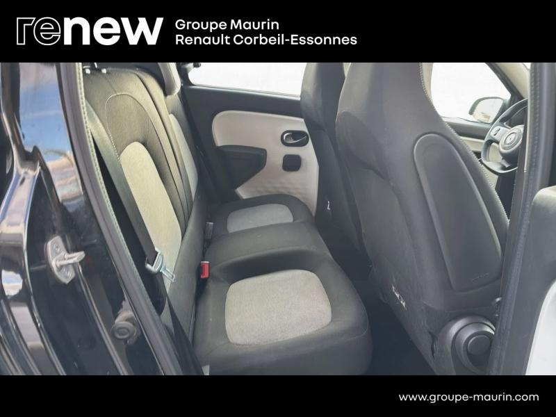 Photo 16 de l’annonce de RENAULT Twingo d’occasion à vendre à CORBEIL-ESSONNES