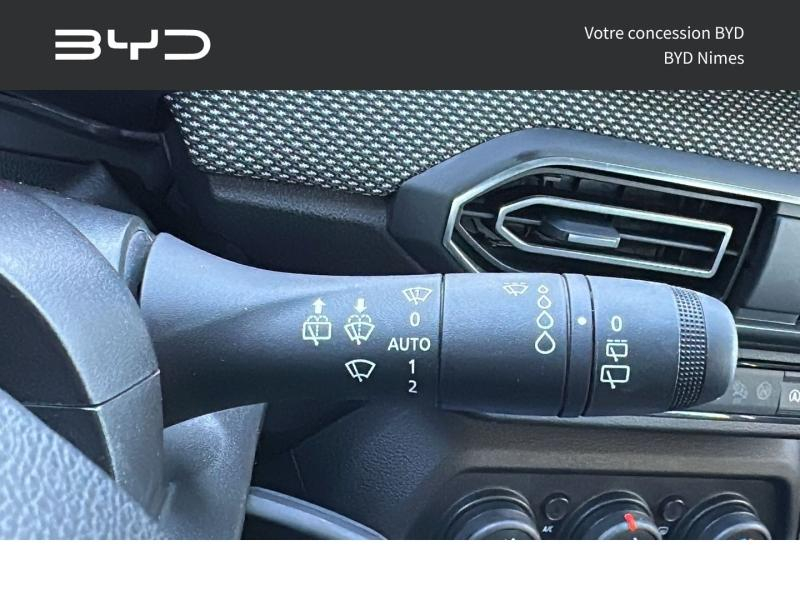 Photo 10 de l’annonce de DACIA Sandero d’occasion à vendre à NIMES