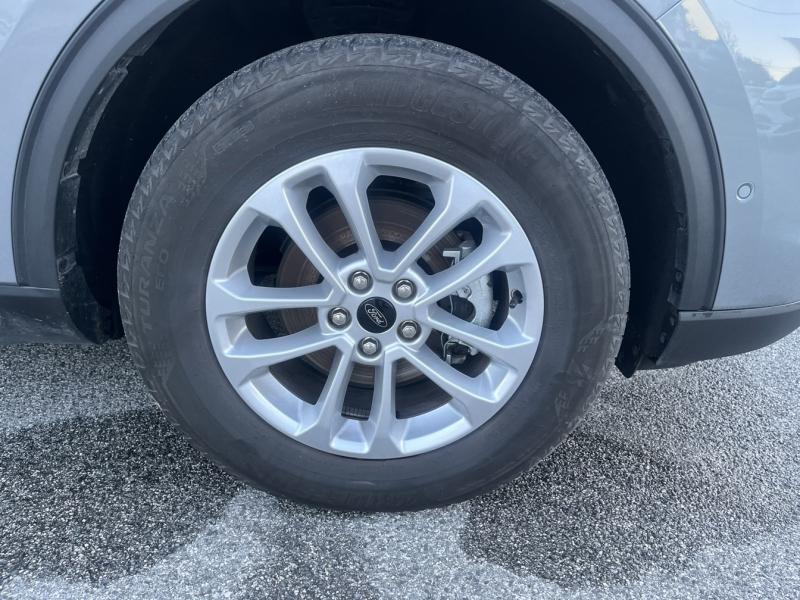 Photo 6 de l’annonce de FORD Kuga d’occasion à vendre à BRIGNOLES