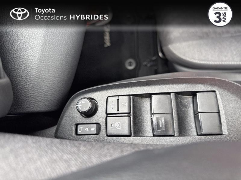 Photo 14 de l’annonce de TOYOTA Yaris d’occasion à vendre à LATTES