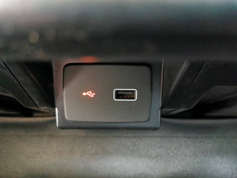 Photo 17 de l’annonce de FIAT Ducato CCb VUL d’occasion à vendre à VITROLLES