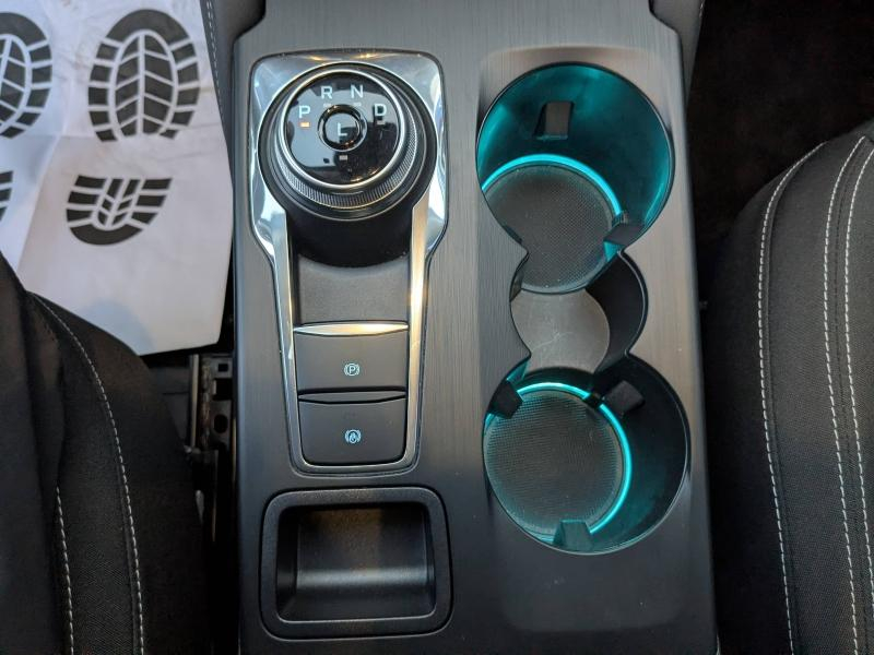 Photo 15 de l’annonce de FORD Kuga d’occasion à vendre à LA VALETTE