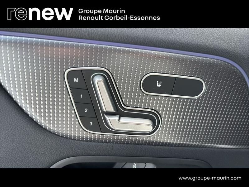 Photo 12 de l’annonce de MERCEDES-BENZ Classe GLA d’occasion à vendre à CORBEIL-ESSONNES