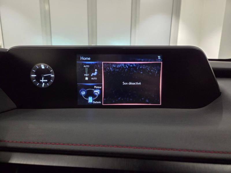 Photo 6 de l’annonce de LEXUS UX d’occasion à vendre à AUBIÈRE