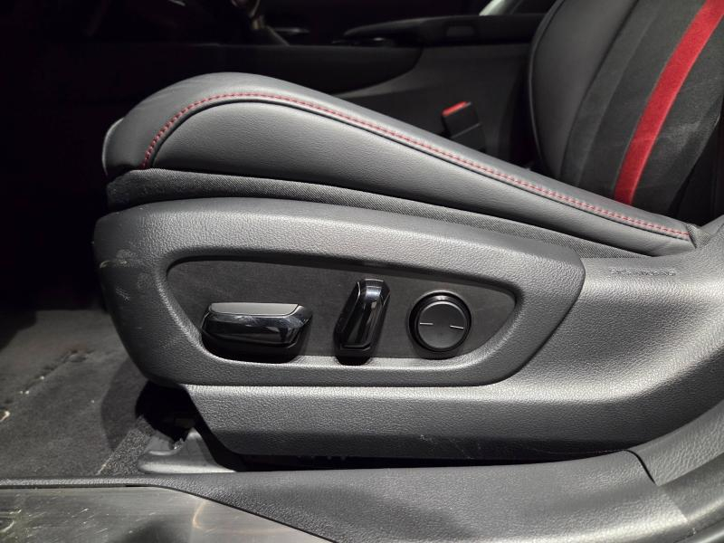 Photo 11 de l’annonce de LEXUS UX d’occasion à vendre à AUBIÈRE