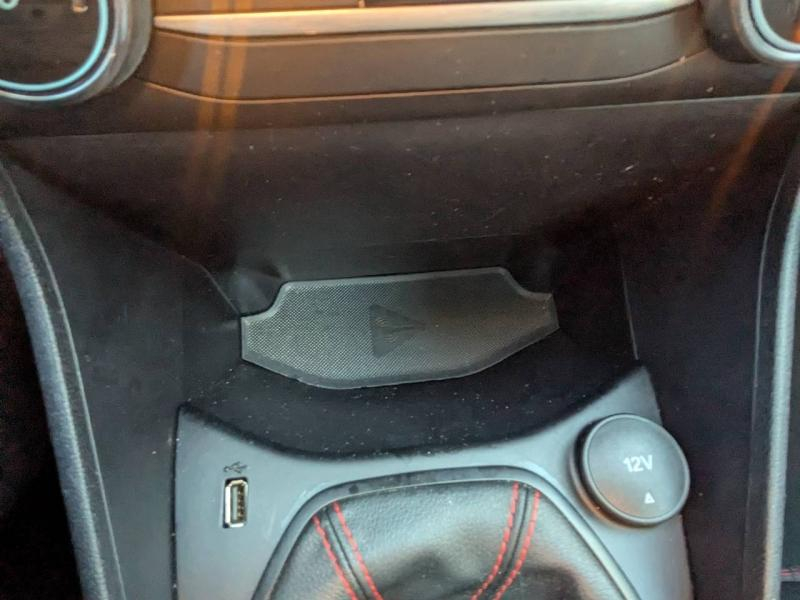 Photo 20 de l’annonce de FORD Fiesta d’occasion à vendre à FRÉJUS