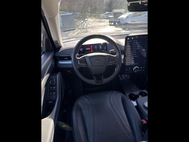 Photo 7 de l’annonce de FORD Mustang Mach-E d’occasion à vendre à TOULON