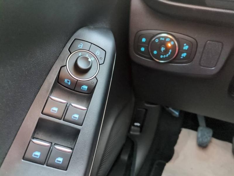 Photo 12 de l’annonce de FORD Puma d’occasion à vendre à NÎMES