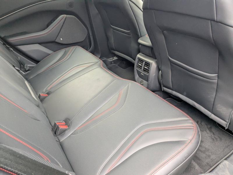 Photo 11 de l’annonce de FORD Mustang Mach-E d’occasion à vendre à AVIGNON