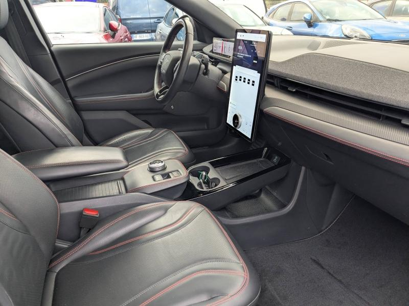 Photo 12 de l’annonce de FORD Mustang Mach-E d’occasion à vendre à AVIGNON