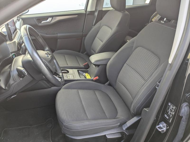 Photo 10 de l’annonce de FORD Kuga d’occasion à vendre à AUBAGNE