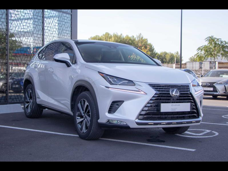 Photo 3 de l’annonce de LEXUS NX d’occasion à vendre à MONTFAVET
