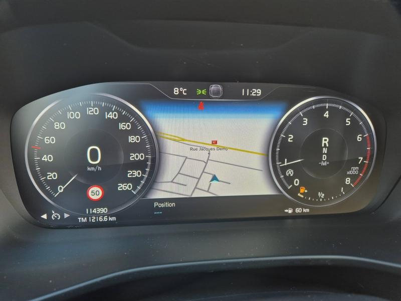 Photo 17 de l’annonce de VOLVO XC40 d’occasion à vendre à AVIGNON