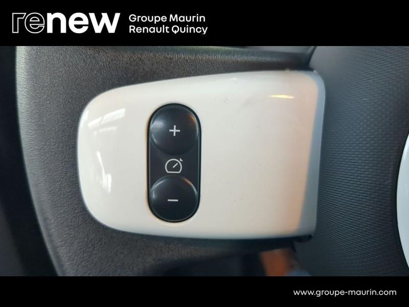 Photo 17 de l’annonce de RENAULT Twingo d’occasion à vendre à QUINCY-SOUS-SÉNART