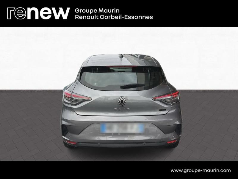 Photo 4 de l’annonce de RENAULT Clio d’occasion à vendre à CORBEIL-ESSONNES