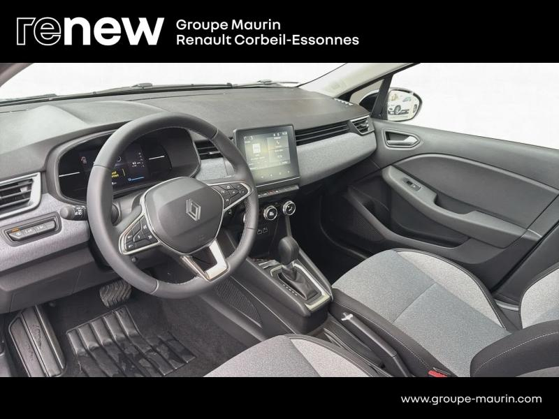 Photo 10 de l’annonce de RENAULT Clio d’occasion à vendre à CORBEIL-ESSONNES