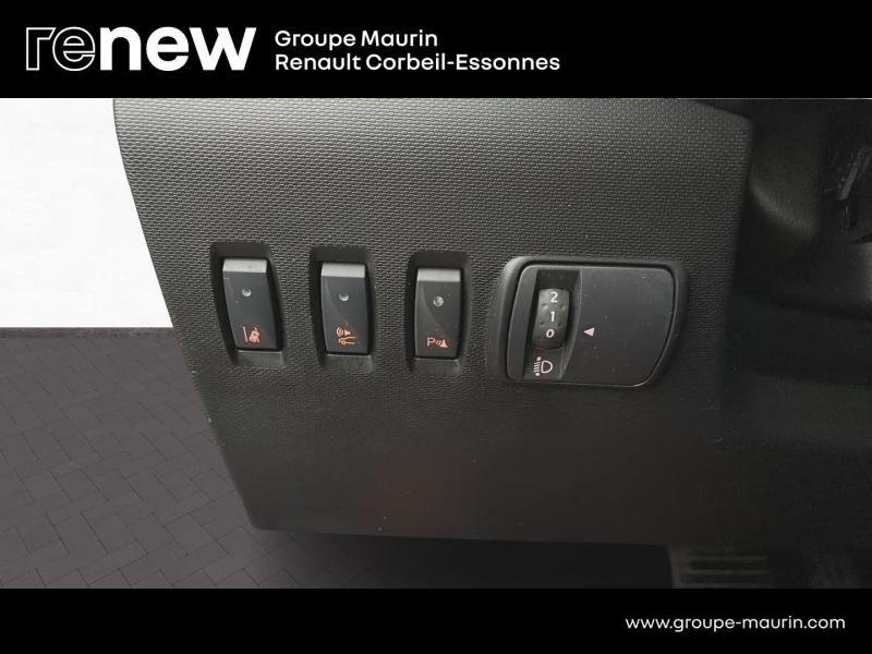 Photo 20 de l’annonce de RENAULT Twingo d’occasion à vendre à CORBEIL-ESSONNES