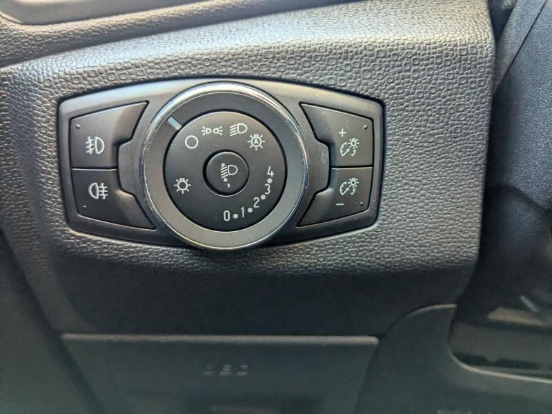 Photo 16 de l’annonce de FORD EcoSport d’occasion à vendre à DRAGUIGNAN