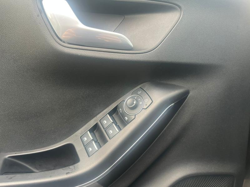 Photo 11 de l’annonce de FORD Puma d’occasion à vendre à NARBONNE