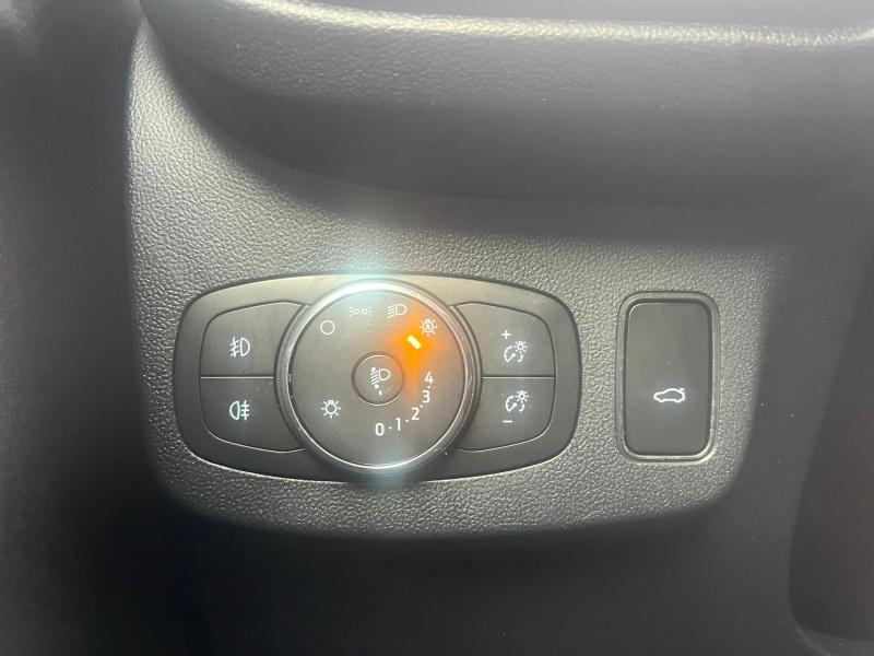 Photo 12 de l’annonce de FORD Puma d’occasion à vendre à NARBONNE